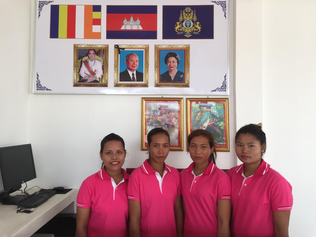Botoum Hostel Siem Reap Bagian luar foto