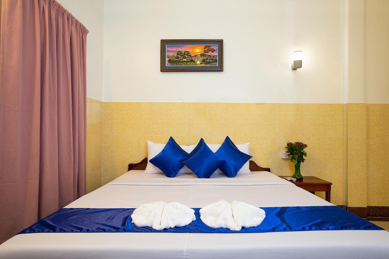 Botoum Hostel Siem Reap Bagian luar foto
