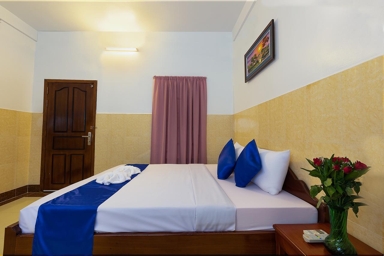 Botoum Hostel Siem Reap Bagian luar foto