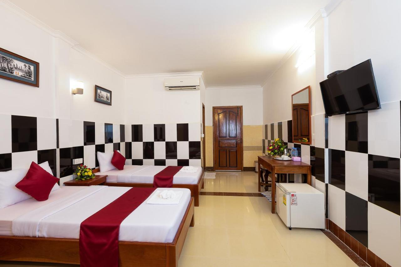 Botoum Hostel Siem Reap Bagian luar foto